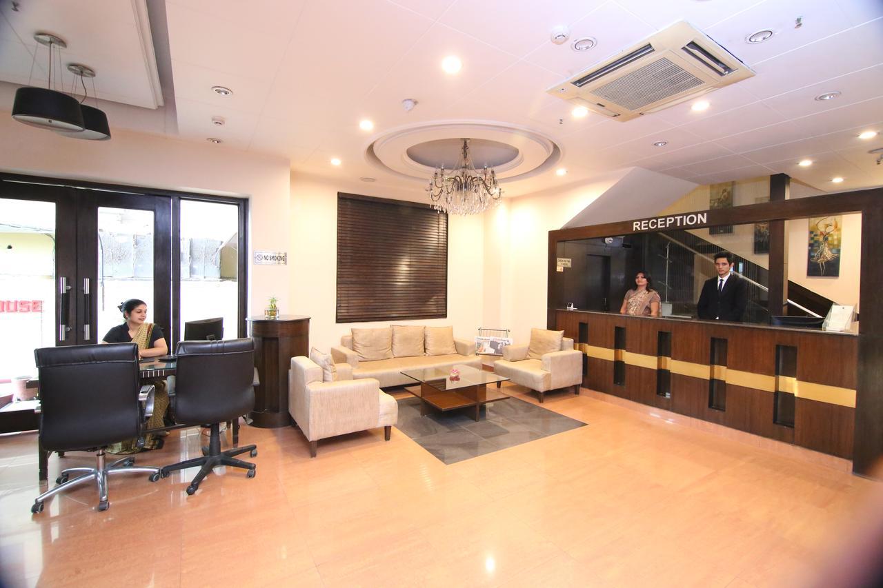 Cs Boutique Hotel Faridabad Ngoại thất bức ảnh