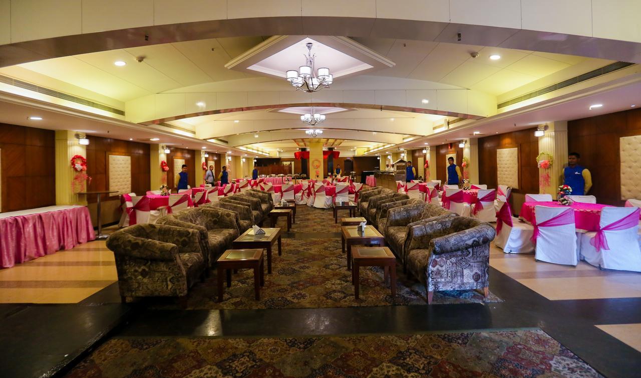 Cs Boutique Hotel Faridabad Ngoại thất bức ảnh