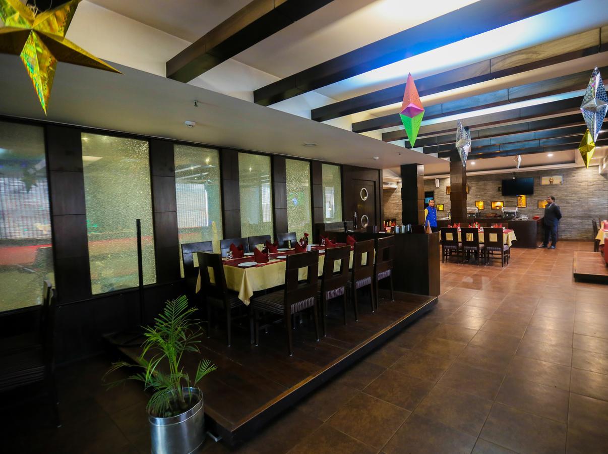 Cs Boutique Hotel Faridabad Ngoại thất bức ảnh