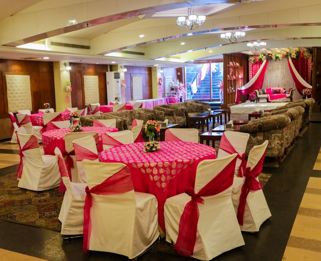 Cs Boutique Hotel Faridabad Ngoại thất bức ảnh
